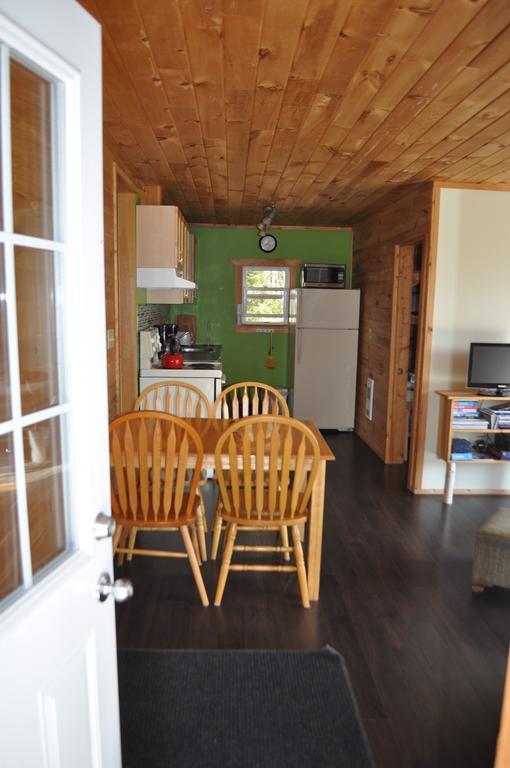 The Sleeping Moose Cottage Birch Plain Bagian luar foto